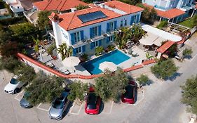 Tarçın Alaçatı Otel
